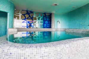 Bazén v ubytovaní Hotel Valle del Este alebo v jeho blízkosti