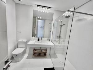 Zdjęcie z galerii obiektu Luxury Garden apt pool, sauna, hammam, near golf w mieście Estepona