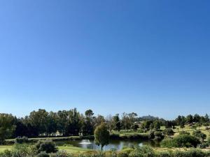 Zdjęcie z galerii obiektu Luxury Garden apt pool, sauna, hammam, near golf w mieście Estepona