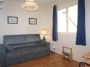 Appartement Cabourg, 3 pièces, 7 personnes - FR-1-465-8にあるシーティングエリア