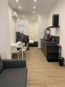 Kuchyň nebo kuchyňský kout v ubytování Citywise Vittorio - Independent Apartment near Bari central station
