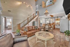 Gallery image of Country Solitude close to the Beach farmhouse in Longs