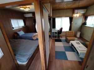 Gallery image of 民家の一室2 Private Room in Japanese Vintage House with 2 Beds, Free Parking Good to Travel for Tashiro Cats Island in Ishinomaki