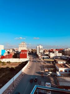 Almennt útsýni yfir borgina Larache eða útsýni yfir borgina eins og það er í íbúðinni