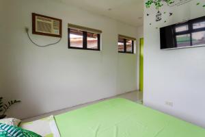 Gallery image of LIME: Grove area, 2 min walk to UPLB Gate in Los Baños
