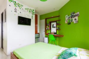Gallery image of LIME: Grove area, 2 min walk to UPLB Gate in Los Baños