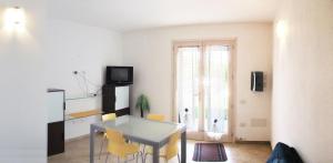 TV a/nebo společenská místnost v ubytování Kiteshomes