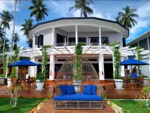 Zahrada ubytování Nasara Resort Mentawai