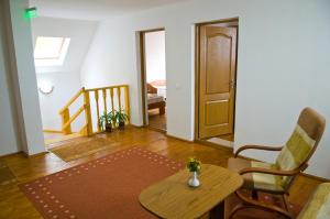 Posezení v ubytování Casa Panorama Sovata