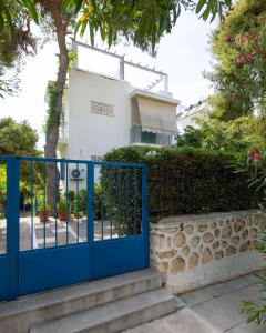 Balkón alebo terasa v ubytovaní Breeze One Bedroom Apartment by BluPine