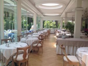 Restaurace v ubytování Hotel Royal