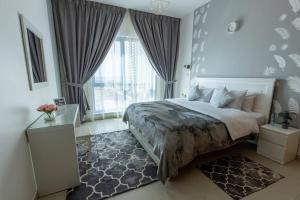 Postel nebo postele na pokoji v ubytování Super 2 Bedroom Sea View + 10 fotografií