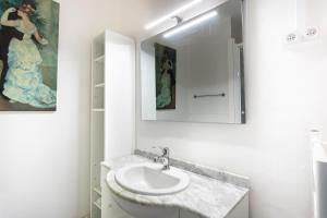 Fotografia z galérie ubytovania Appartement 5 couchages dans résidence avec piscine v destinácii Biscarrosse