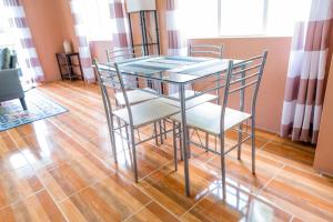 Foto de la galeria de Golden Palms Apartment a Kingstown
