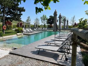 Bazén v ubytování Hotel Spitzerberg by b-smart nebo v jeho okolí