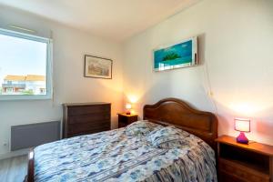 Fotografia z galérie ubytovania Appartement 5 couchages dans résidence avec piscine v destinácii Biscarrosse