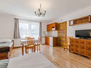 Η κουζίνα ή μικρή κουζίνα στο Pokoje gościnne Kolc +26 φωτογραφίες