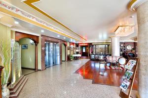 Gallery image of Hotel Bulvar Palas in Istanbul