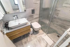 SOFIA Luxury Residence tesisinde bir banyo