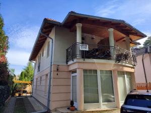 Budova, v ktorej sa apartmán nachádza