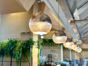 Restoran atau tempat lain untuk makan di HARRIS Hotel & Conventions Gubeng