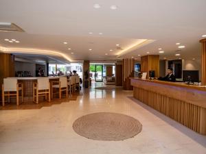 Vstupní hala nebo recepce v ubytování Elmi Beach Hotel & Suites