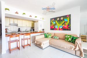 Kuchnia lub aneks kuchenny w obiekcie Vivienda Vacacional Las Coronas 48