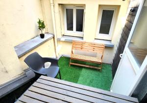 Część wypoczynkowa w obiekcie "Colbert Triplex" 3 chambres - Balcon - Patio - Cathédrale