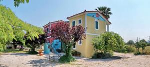 Galeriebild der Unterkunft Heliatoras Studios in Loutrópolis Thermís