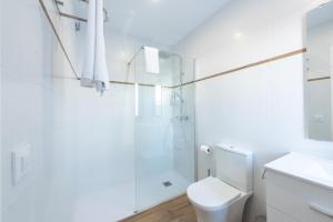 Koupelna v ubytování Apartamentos Santa María 15