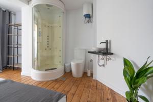 Koupelna v ubytování Ereta Rooms Habitaciones baño privado