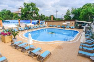Bassein majutusasutuses Sovinyon Resort või selle lähedal