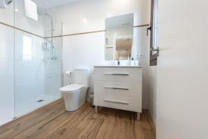 Koupelna v ubytování Apartamentos Santa María 15