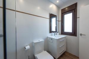 Koupelna v ubytování Apartamentos Santa María 15