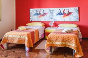 Lova arba lovos apgyvendinimo įstaigoje Le Case nel Vitigno - Modolo