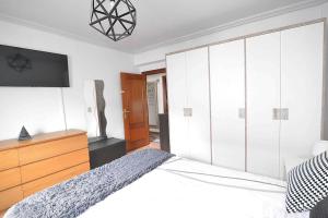 Posteľ alebo postele v izbe v ubytovaní El apartamento de Santa Emilia by Just Room