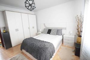 Posteľ alebo postele v izbe v ubytovaní El apartamento de Santa Emilia by Just Room