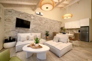 Η κουζίνα ή μικρή κουζίνα στο Ninos Corfu Villas