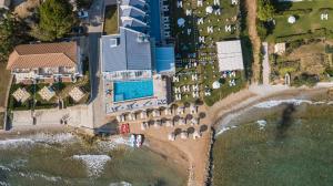 The swimming pool at or close to Amaltheia Beachfront Villas
