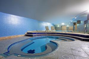 Bazén v ubytování Sadeen Amman Hotel nebo v jeho okolí