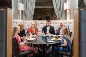 Goście zatrzymujący się w obiekcie Ferrycarrig Hotel