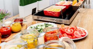 Eten bij of ergens in de buurt van het hotel

