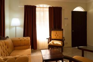 Posezení v ubytování Villa Gumio 2BR Apt- 7 min walk to Boca Chica Beach apts + 30 fotografií