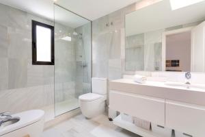 Łazienka w obiekcie Genteel Home Guadalvillas