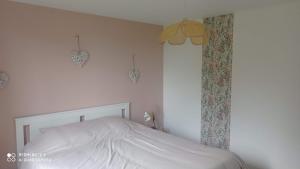 Photo de la galerie de l'établissement LA BELLA 12-Appartement rez de chaussée 90m², à Bordeaux-Saint-Clair 14 autres photos