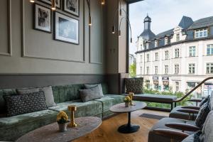 Posezení v ubytování MIANO Hotel & Bar