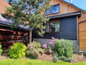 Vonkajšia záhrada v ubytovaní Holiday house Laura