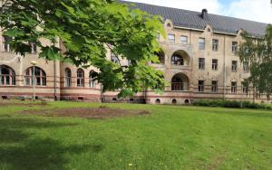 Zahrada ubytování Forenom Hostel Röykkä