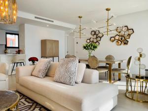 Część wypoczynkowa w obiekcie Luxury 3 Bedroom Penthouse