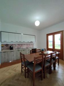 Gallery image of Apollonia Apartment in Fier +8 photos